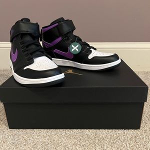 Brand New jordan 1high flyease Black Bright Violet
